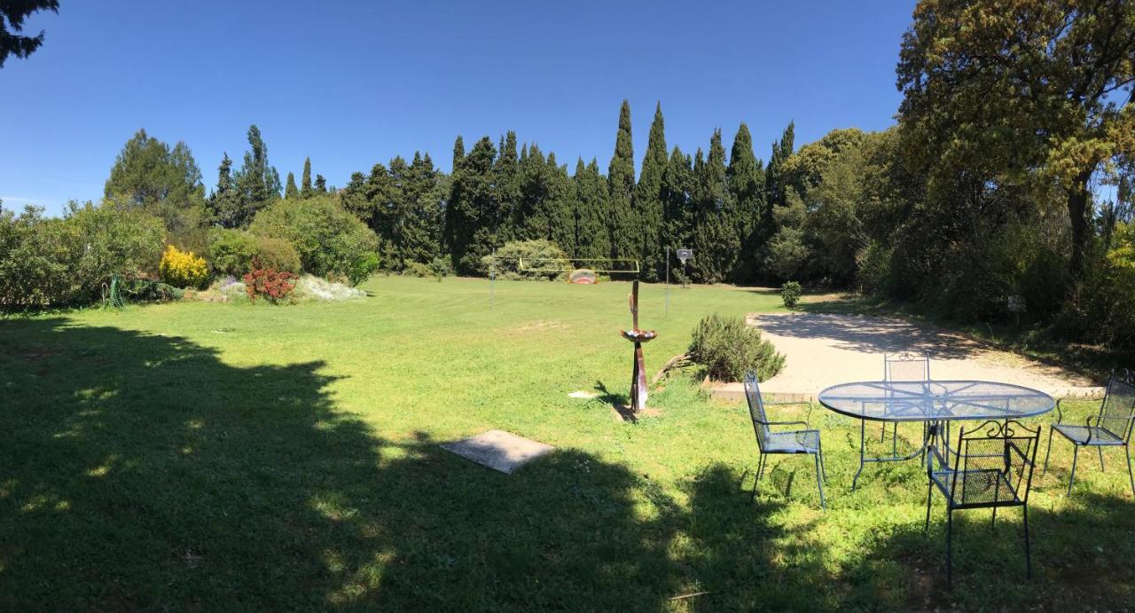 Holiday home Le Mas Merindol Gite Cerise *
